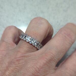 Elegant 925 Silver Band Ring